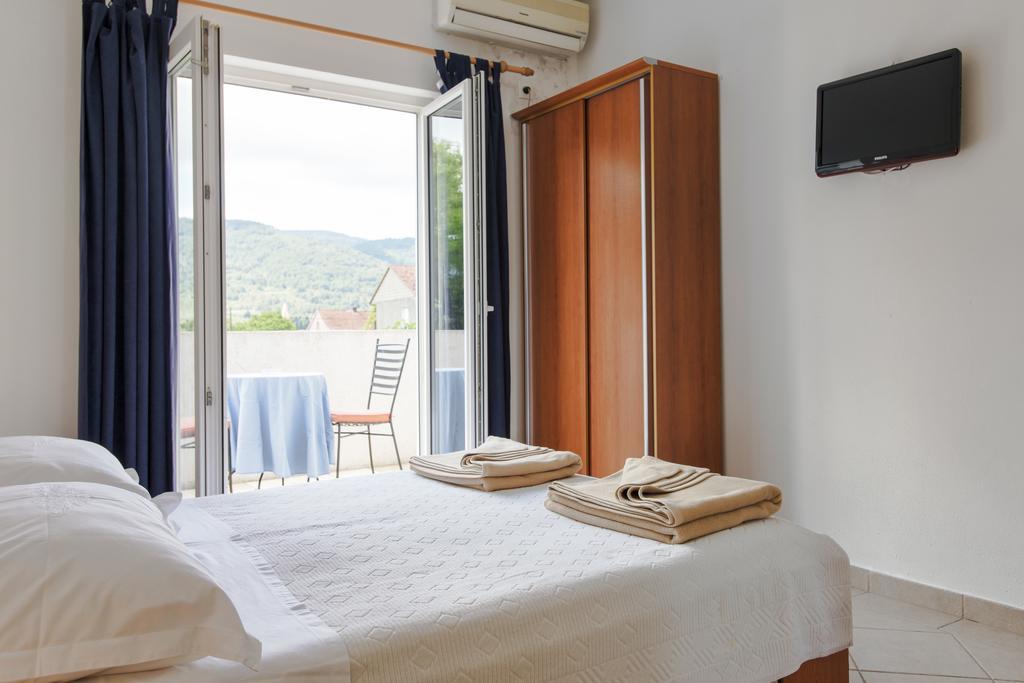 Apartments Markovic Stari Grad  Oda fotoğraf